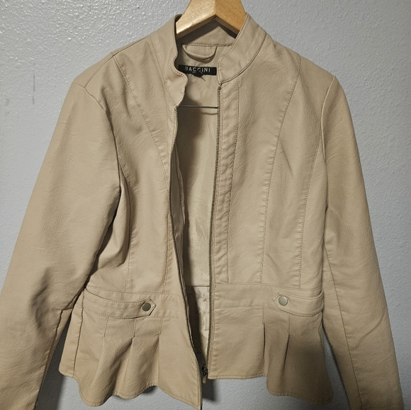 baccini faux fur jacket size M - Picture 2 of 8